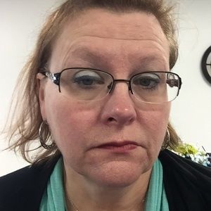 Meet your Posher, Heidi